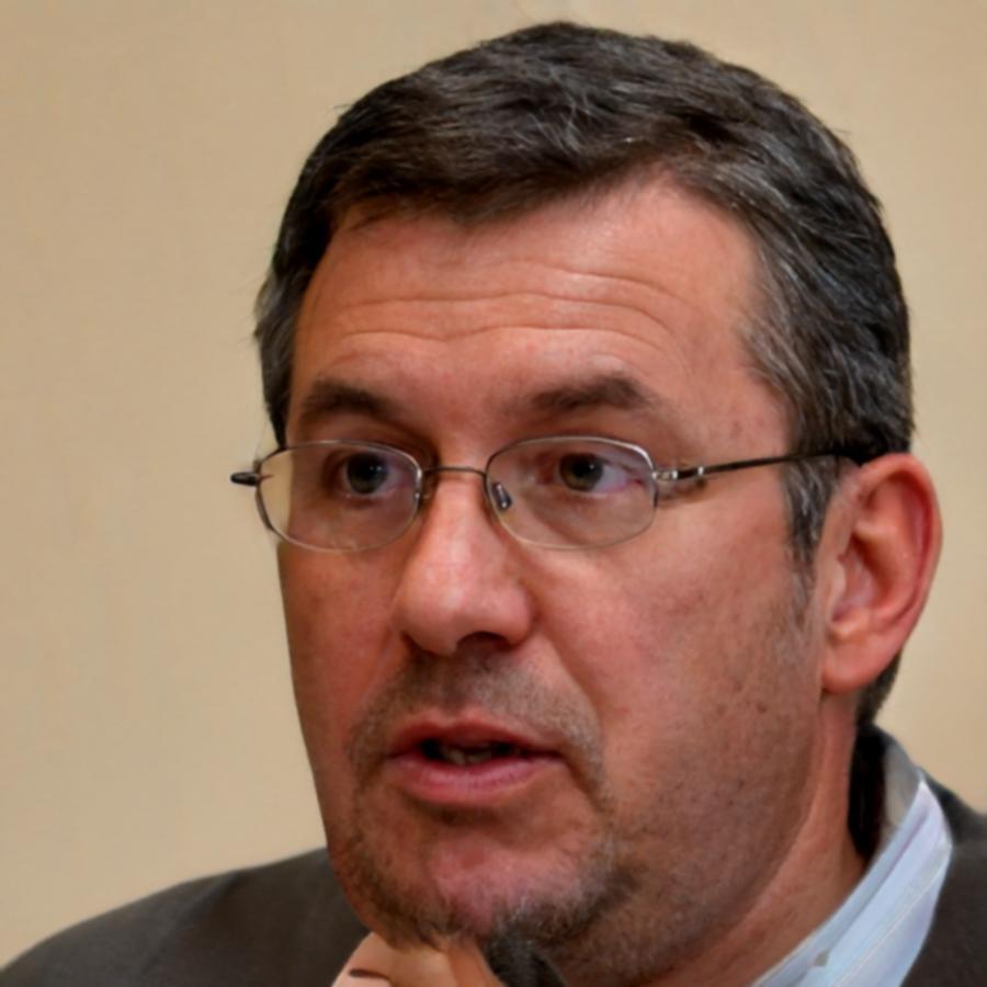 Perfil de Aurelio Mendizábal, especialista en análisis macroeconómico
